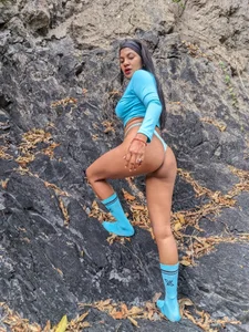 Lexy_tay I love doing sports outdoors, it makes me feel sexy Pic