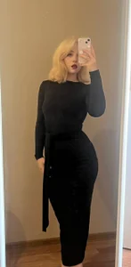 ElenaMonroe my figure in a dress 🍑 Immagine  2