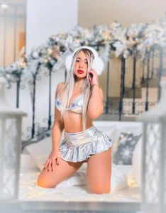 SophieBarnett ❄White Christmas❄ Pic