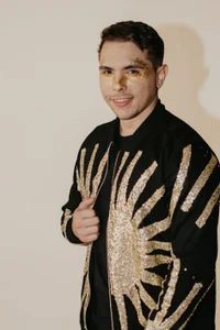 Liam_walk_ Sun 🌞 Foto