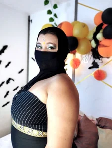 SalmaZamann black mesh outfit Pic 2