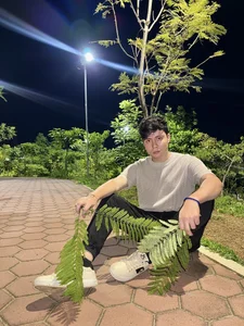 Dylan_Finn Public  3টি ছবি