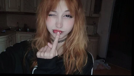 ClareTwiet Public  6. fénykép