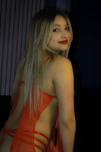 megan_hs1 Public Pic 2
