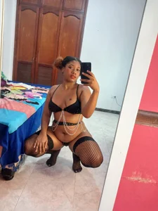 I have a good girl's face or bad girl?