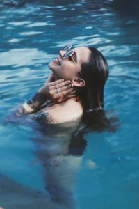 Be my company today od Abbie_Jones_1  5 snímek