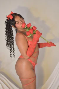 Happy and Hot Valentine's Day 🔥 de Isabella_moreau  2 Imagens