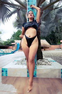 keilymadam Pool day Pic 7