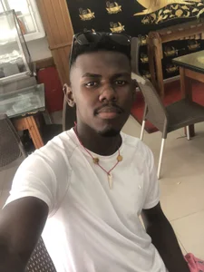 Gael_Dian Hi guys i am Gael Pic 2