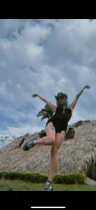 AlissaPeachx outdoor sexy girl Pic 6