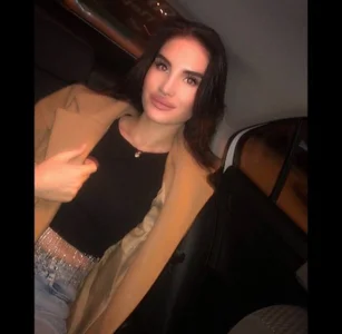 NicoleDunn ❤️ Pic 4