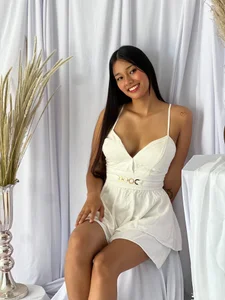 LIA_SWAN_ Between lights and elegance👑 Pic 4