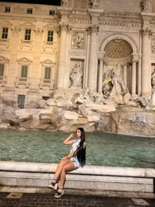ashley_williamssのWishing at Trevi ✨の 5枚の写真
