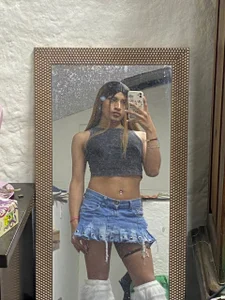 SaraDeLuca Public Gambar 6