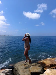 Yeimy-fox Sol mar y arena Pic 3