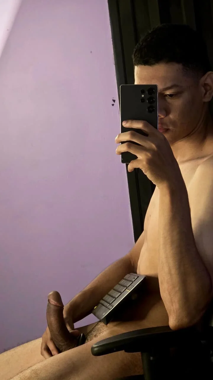 Трендове зображення  852 milo_cruz_