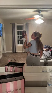 Public de bratfigure  2 Imagens