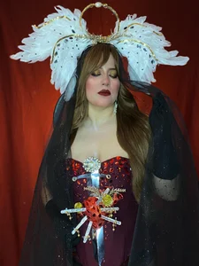 lindsay_taylorjoy Alternative Valentine's Day. Divine love.💖✨🔥 Foto 7