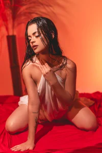 Zdjęcia HannaRhodes Wet and wild😈:  5