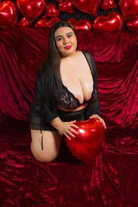 KarlaLannee 😈 Cupid Got Me Actin’ Up 😈💘 Poză