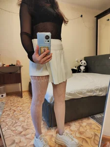 Natural-Mia Public Pic 9