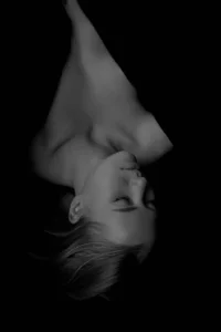 AlbaMesick dark mode is on Pic 5