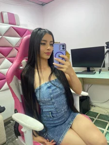 Naughty girl 😋🔥 de AshleyCarteer  2 Imagens