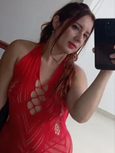 Giselle_Noah Red dress Immagine 