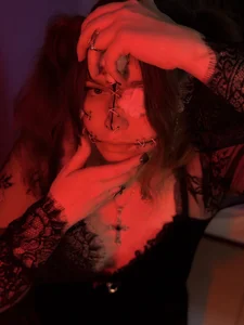 FioraMarmoris Halloven doll Pic 2