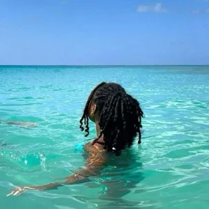 Vprettieeer Public Pic 7