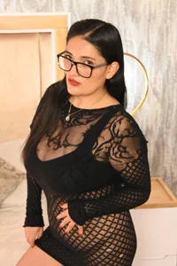 Zara_Monroe_ Public Poză 3