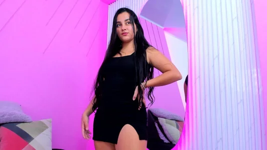 megansumer Public Poză 3