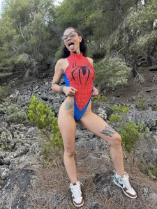 Happygio: Public ( 8 фото)