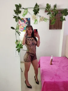 mikaela_iris New photos for my lovers Pic 2