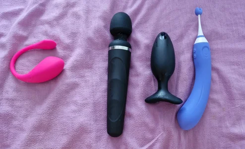 TaylorBluexx My Toys Pic 3