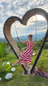 EmmyCortez: Enjoy the view... and then enjoy me.🏞️😋 ( 6 фото)