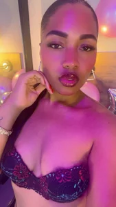 SANNAYA_HOT 🥵 - {count, plural, one {תמונה אחת} two {שתי תמונות} many {# תמונות} other {# תמונות}}