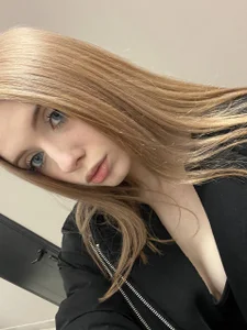 SonjaMonje Sexy blonde Pic 5