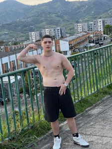 gerobedoyaのBiceps Day! 💪の 2枚の写真