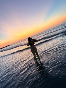 Valerie_liu I wanna travel with u🫧 Pic 2