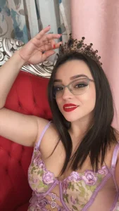 AmoretteDoll_ Irresistible queen Pic 2