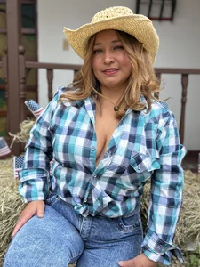 Sexy_Valeshca 🤠💥 The perfect combination: boots, hat and attitude ❤️ Billede 8