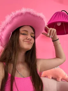 JessicaJewells 🌸🌸🌸 Pic 2