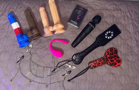 emmamillher MY TOYS รูป 