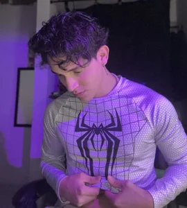 Aangelhot HORNY টি ছবি