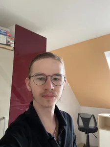 Public de YoungSebi  8 Imagens