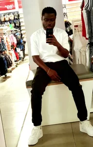 KayBhanger Public Poză 4