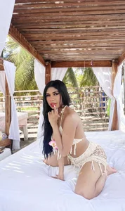 salomebenz My dream vacations Pic