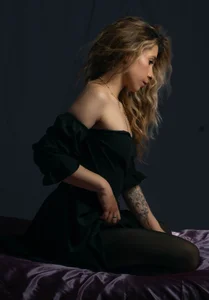 SharaRoades Tease Me 😈  5টি ছবি