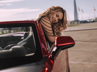 Public de LOLA_SWAN  2 Imagens